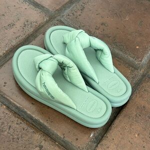 Havaianas Women's Mint Flip Flop Puffy Platform Sandals